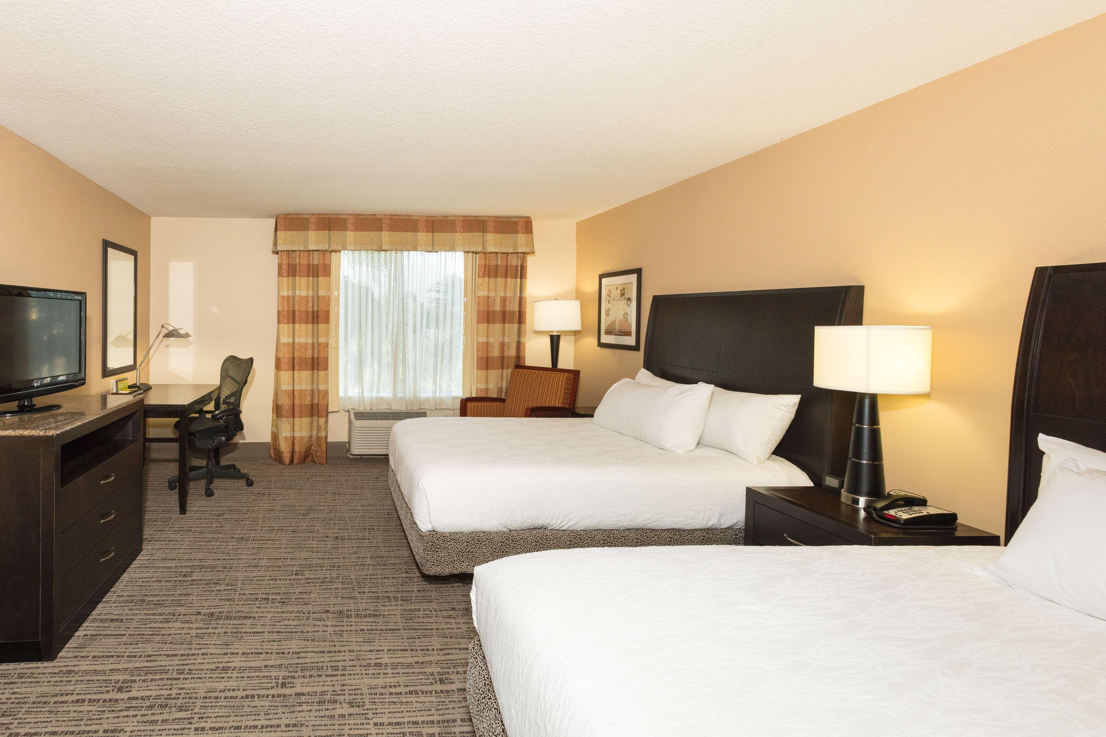 Hilton Garden Inn Jacksonville Airport Exterior foto